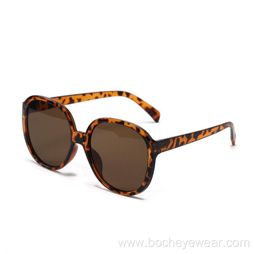 UV400 big frame nice women sunglasses made in PRC